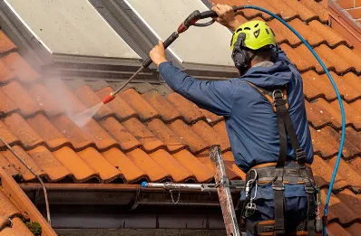 Démoussage et hydrofuge de toiture à Teilhet